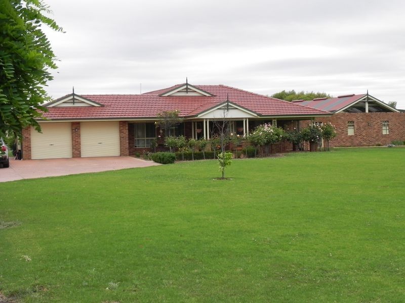 49 Butterworth Street, Swan Hill VIC 3585