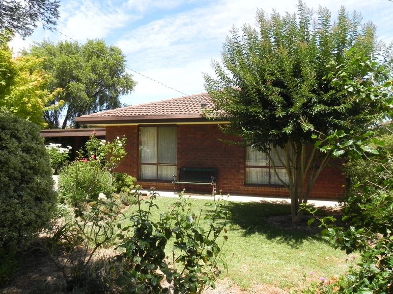 3 Adams Road, Swan Hill VIC 3585