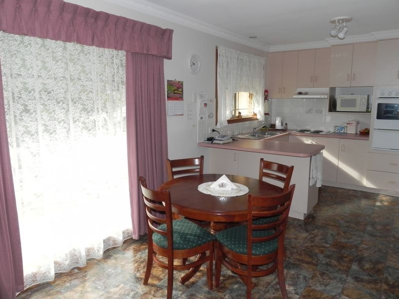26A Wilkins Grove, Swan Hill VIC 3585
