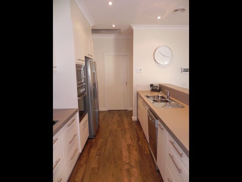 2 Melis Court, Swan Hill VIC 3585