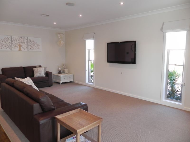 2 Melis Court, Swan Hill VIC 3585