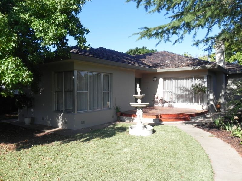 100 Splatt Street, Swan Hill VIC 3585