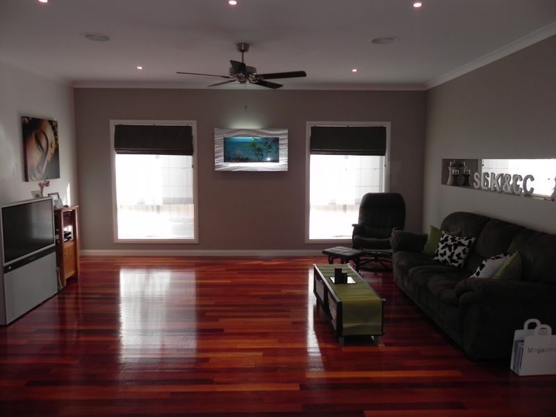 7 Boobialla Drive, Swan Hill VIC 3585