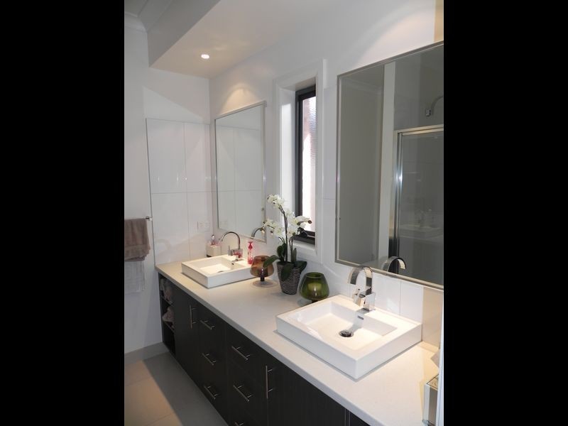 7 Boobialla Drive, Swan Hill VIC 3585