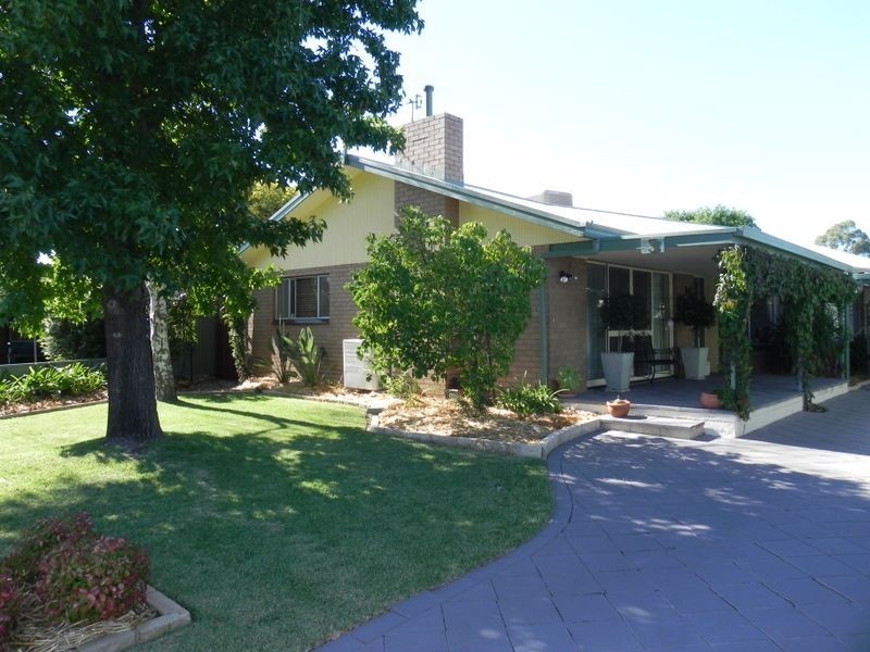 3 Phyland Court, Swan Hill VIC 3585