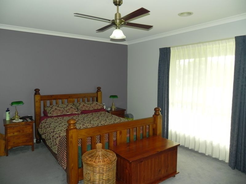 30 River Oaks Drive, Swan Hill VIC 3585