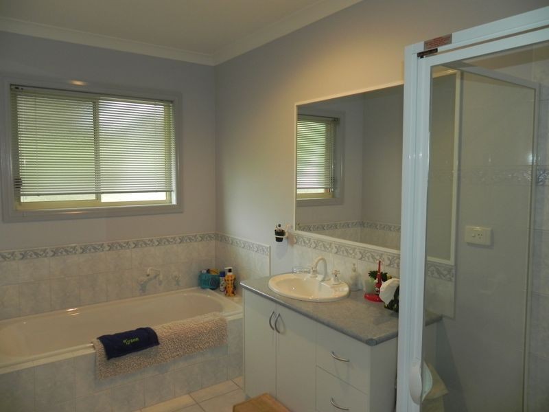 30 River Oaks Drive, Swan Hill VIC 3585