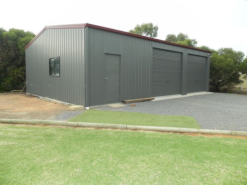 30 River Oaks Drive, Swan Hill VIC 3585