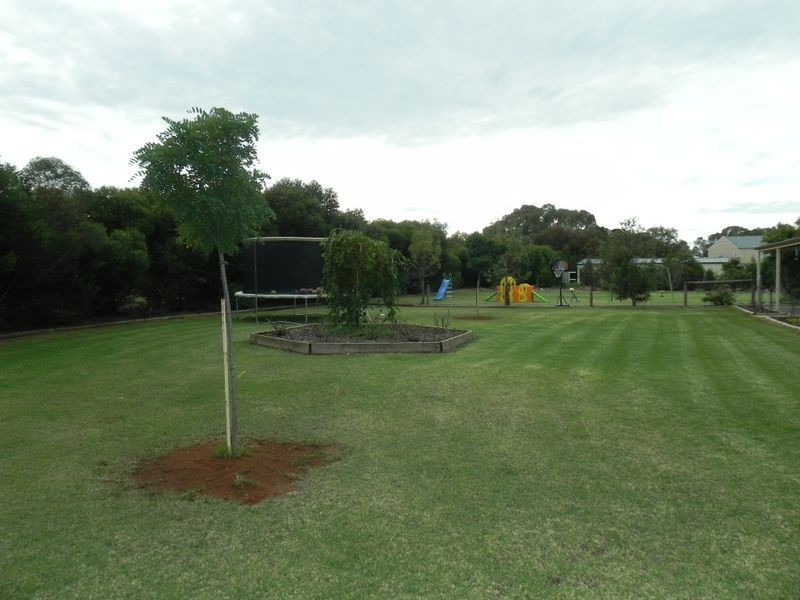 30 River Oaks Drive, Swan Hill VIC 3585