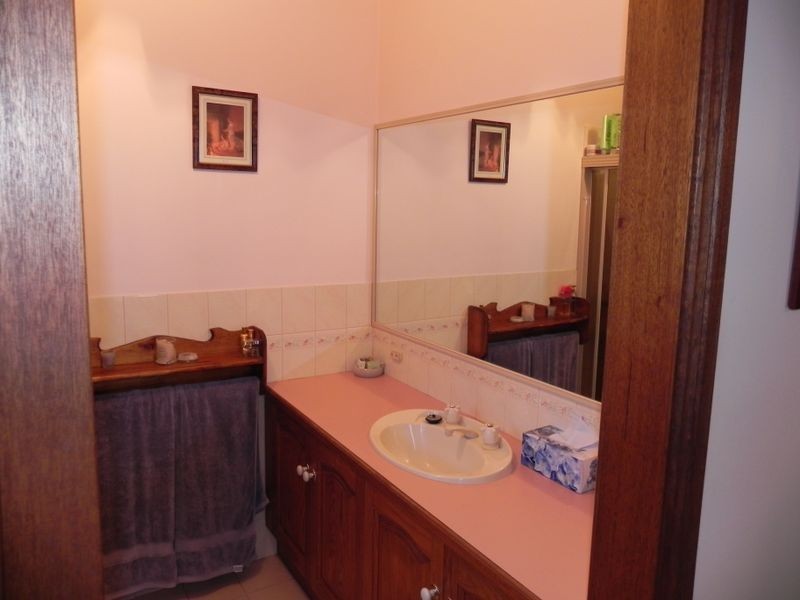 44 Parkview Drive, Swan Hill VIC 3585