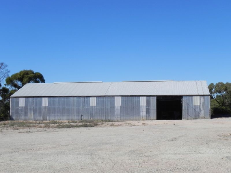 2921 Murray Valley Highway, Nyah VIC 3594