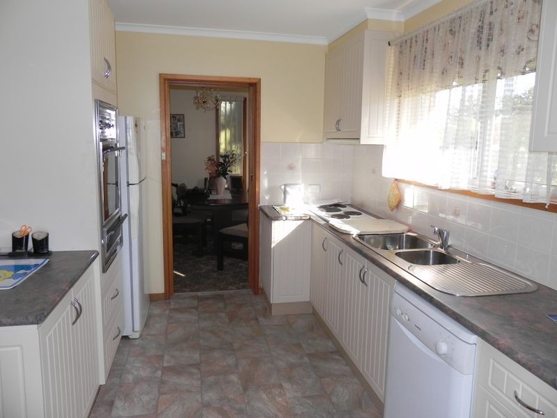 42 Thurla Street, Swan Hill VIC 3585