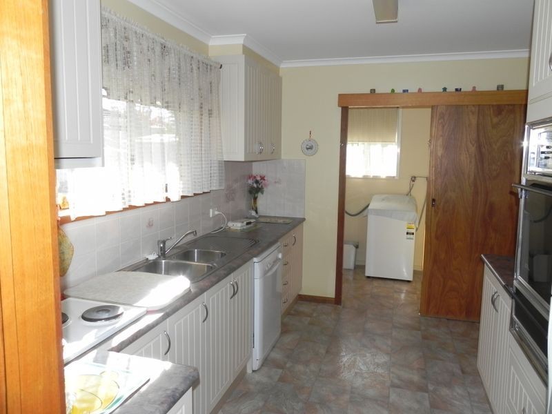 42 Thurla Street, Swan Hill VIC 3585