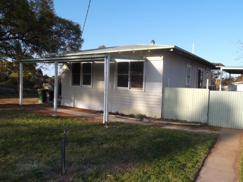 1 Alma Street, Nyah West VIC 3595