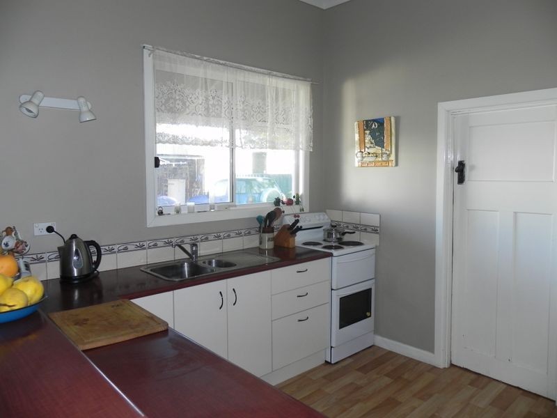7 Stradbroke Avenue, Nyah VIC 3594