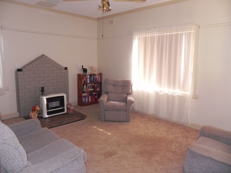 5 Boldrewood Drive, Swan Hill VIC 3585