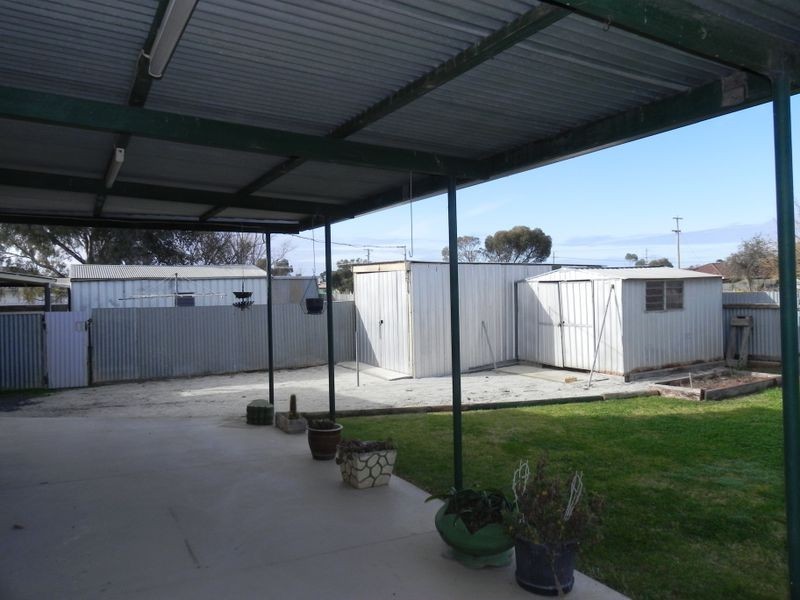 5 Boldrewood Drive, Swan Hill VIC 3585