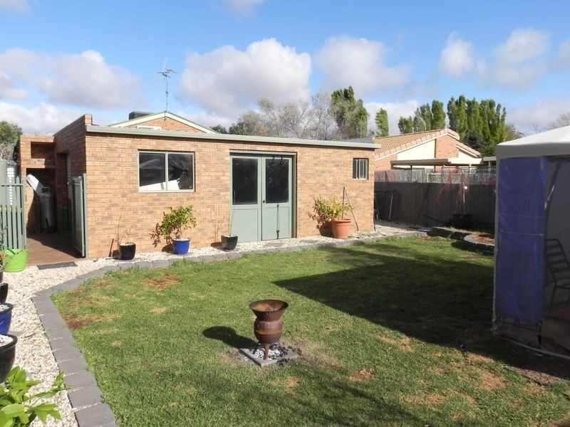 12 Makepeace Street, Swan Hill VIC 3585