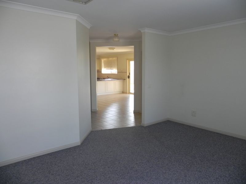 7 Cockerell Court, Swan Hill VIC 3585