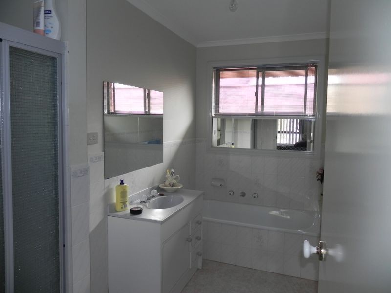 20 Poole Boulevard, Swan Hill VIC 3585