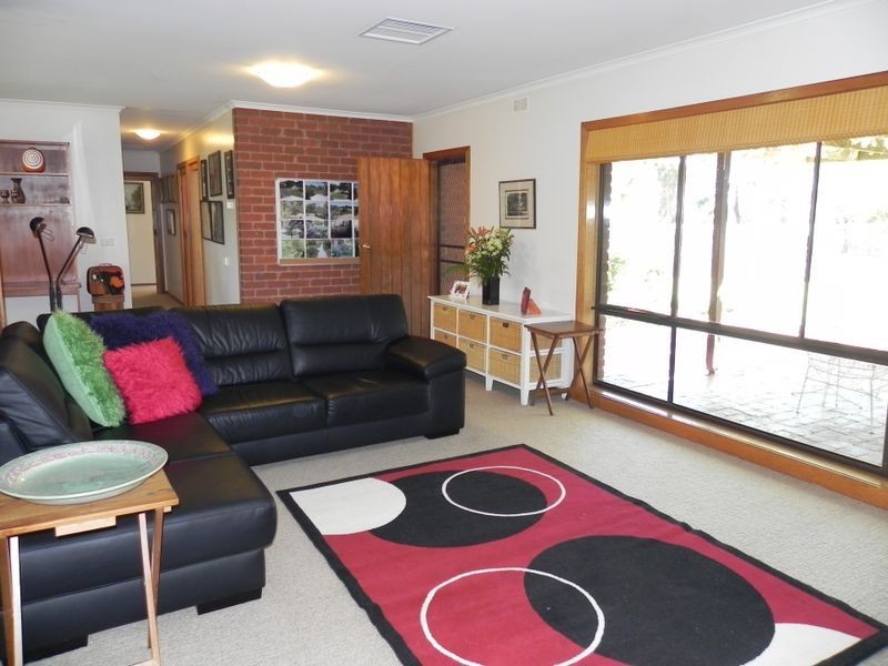 32 McFarlane Road, Swan Hill VIC 3585