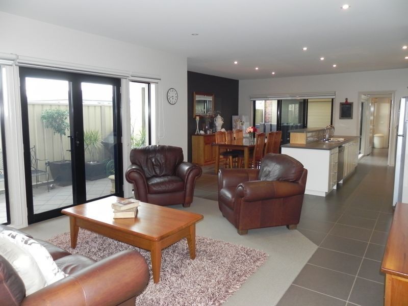 6 Tower Avenue, Swan Hill VIC 3585