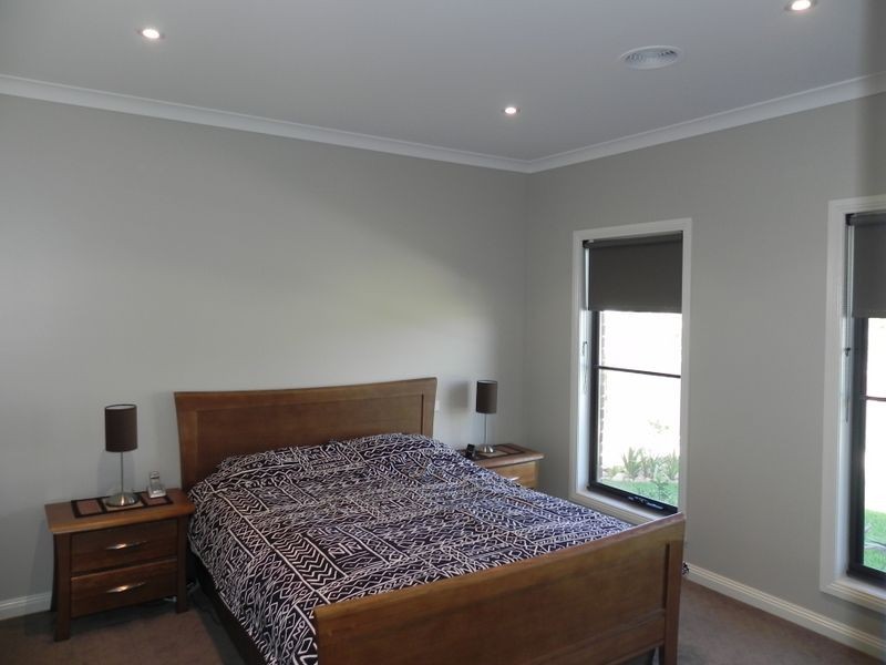 8 Merit Crescent, Swan Hill VIC 3585