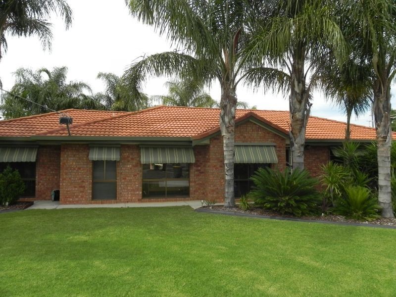 23 Cobham Avenue, Swan Hill VIC 3585