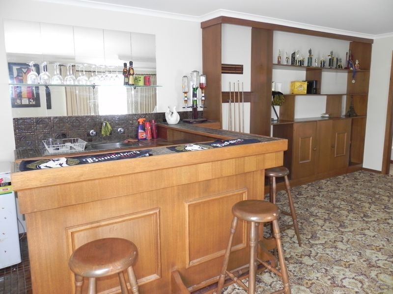 12 Holloway Grove, Swan Hill VIC 3585