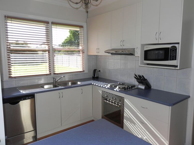 165 Stradbroke Avenue, Swan Hill VIC 3585