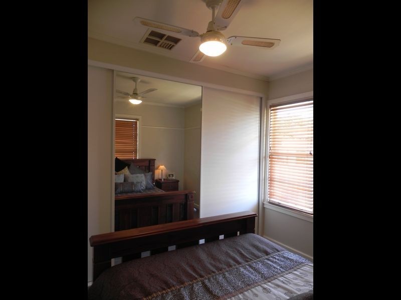 165 Stradbroke Avenue, Swan Hill VIC 3585