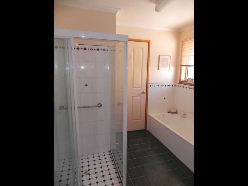 1/20 Gillespie Street, Swan Hill VIC 3585