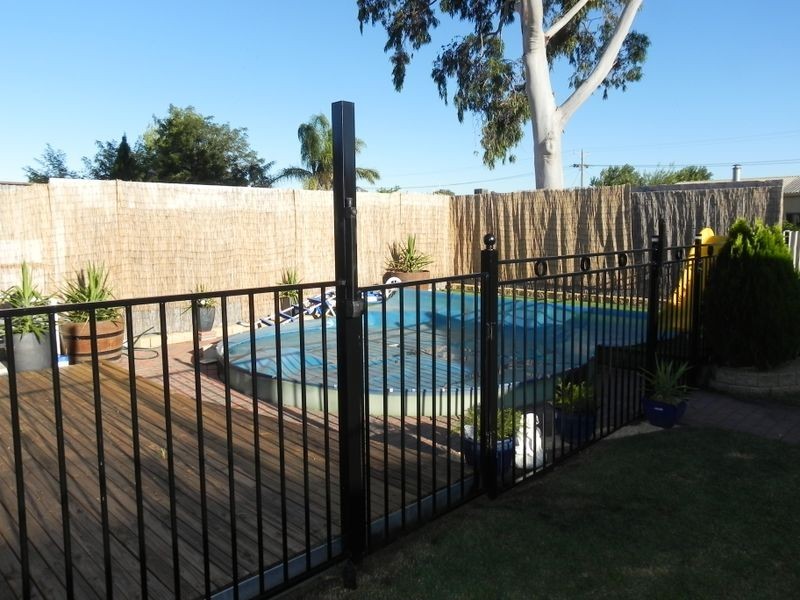 31 Douglas Avenue, Swan Hill VIC 3585