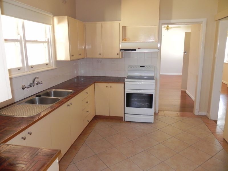 68 Thurla Street, Swan Hill VIC 3585