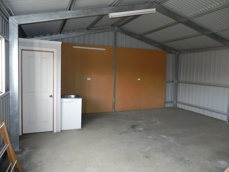 4 Cleeland Drive, Swan Hill VIC 3585