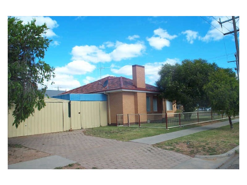 112 Gray Street, Swan Hill VIC 3585