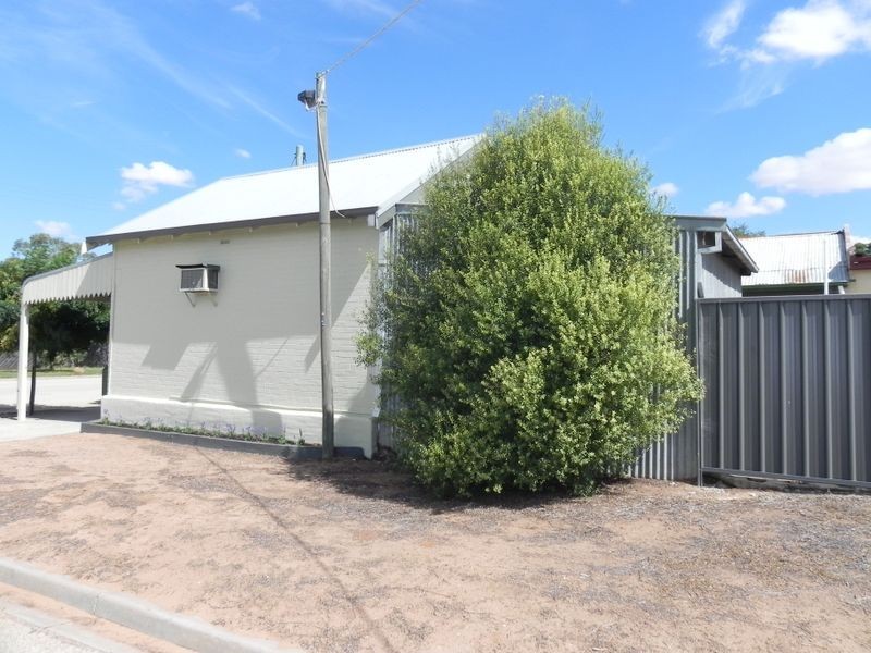 20 Marraboor Street, Lake Boga VIC 3584
