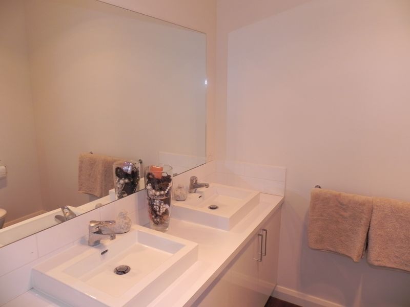 5 Hakea Street, Swan Hill VIC 3585