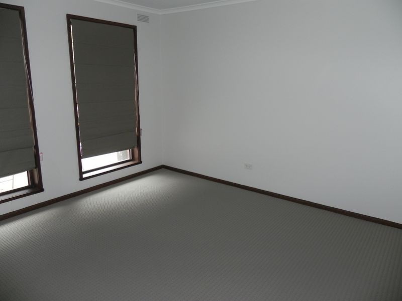 12 Standen Street, Swan Hill VIC 3585