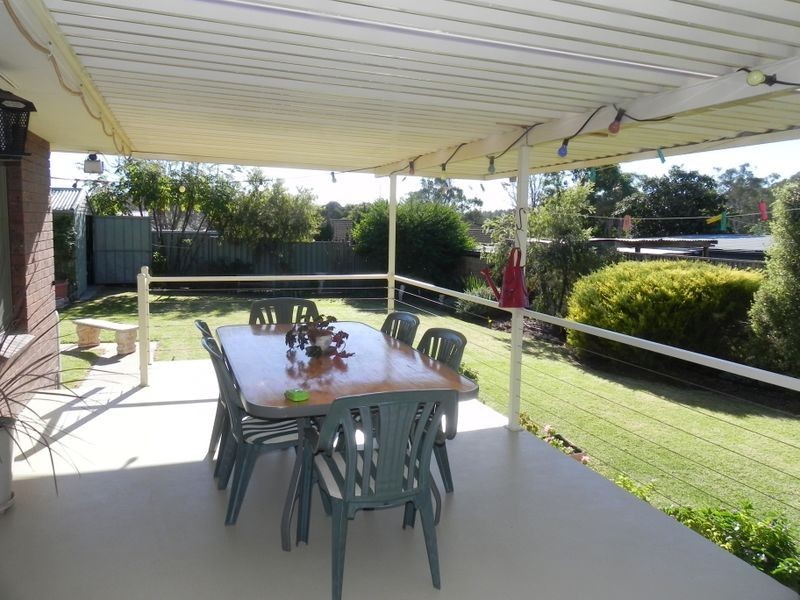 15 School Hill Road, Nyah VIC 3594