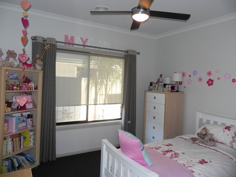 5 Merit Crescent, Swan Hill VIC 3585