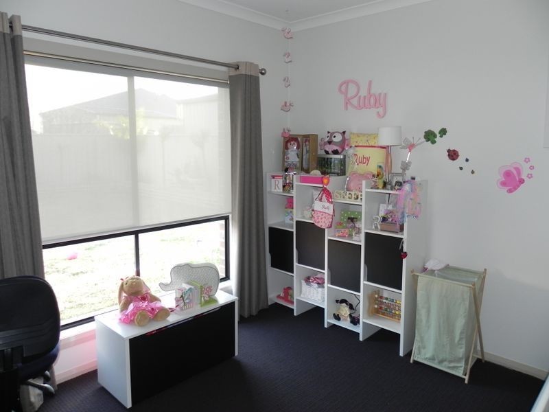 5 Merit Crescent, Swan Hill VIC 3585