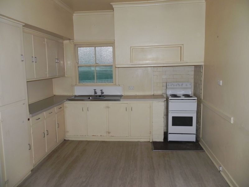 14 Barnett Street, Swan Hill VIC 3585