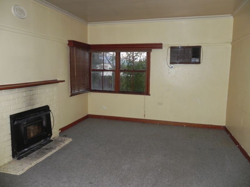 14 Barnett Street, Swan Hill VIC 3585