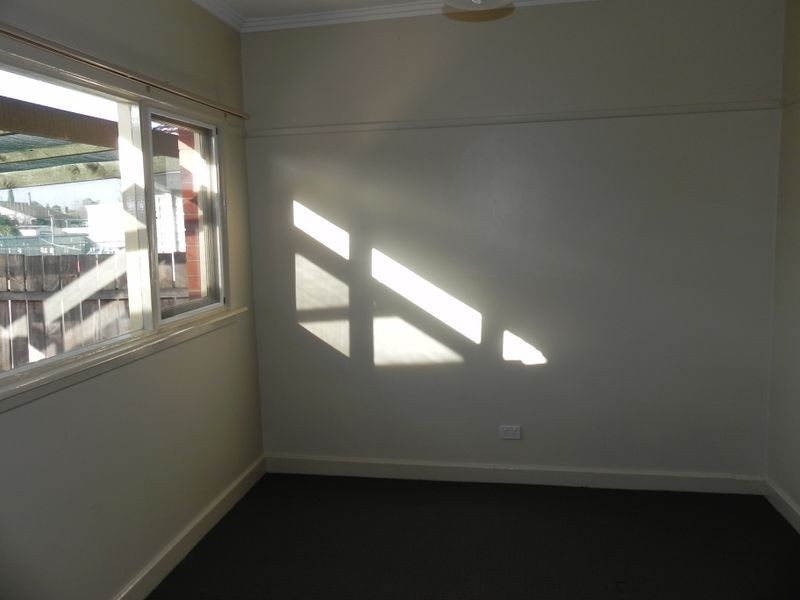 11 Douglas Avenue, Swan Hill VIC 3585