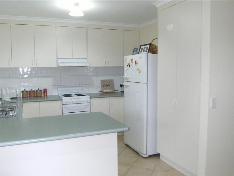 1/2 Dellar Street, Swan Hill VIC 3585