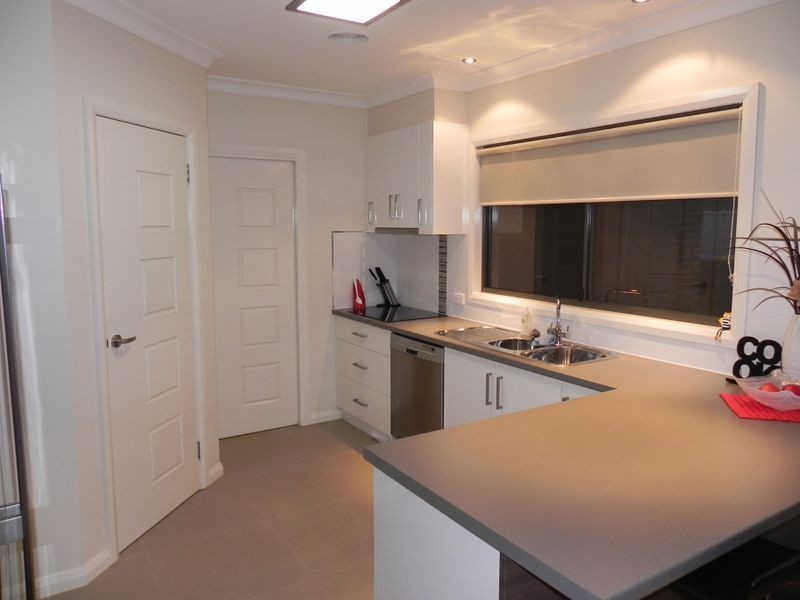 2 Merit Crescent, Swan Hill VIC 3585