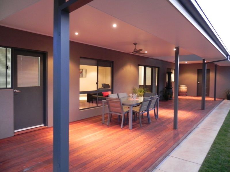 2 Merit Crescent, Swan Hill VIC 3585