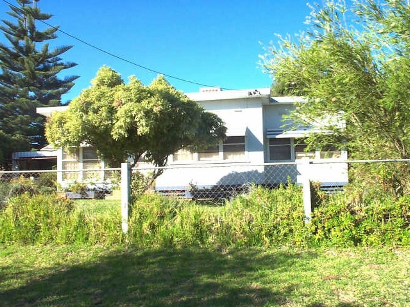 131 Murray Valley Highway, Lake Boga VIC 3584