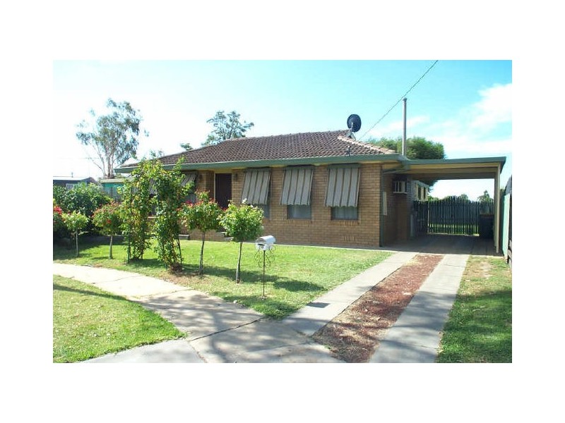 19 Mellor Grove, Swan Hill VIC 3585